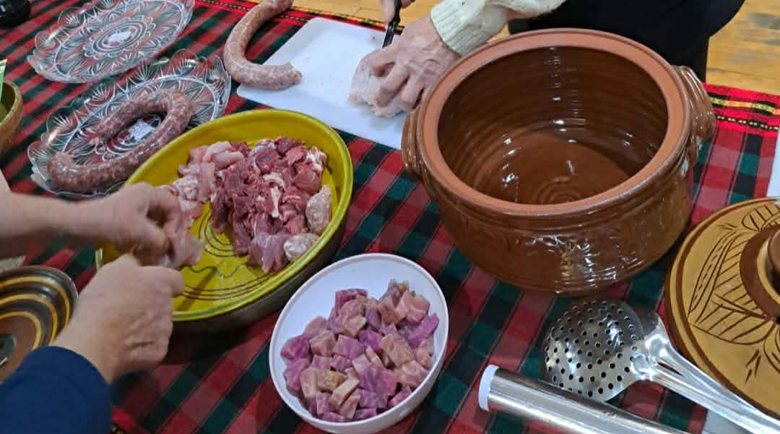 Топлина, традиция и разкази: Разложката капама