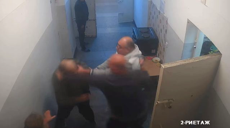 Петричкия Ескобар се бие злобно в болницата, дни преди помилването